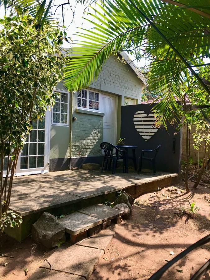 23 Ambleside Holiday Retreat By The Sea Port Shepstone Exterior foto